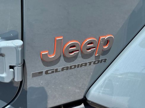New 2026 Jeep Gladiator Mojave AWD/4WD image 8