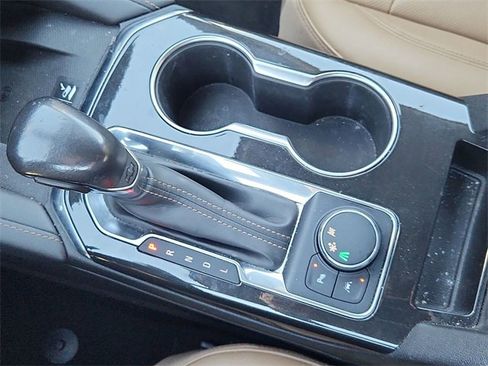 Used 2019 Chevrolet Blazer Premier w/ Sun and Wheels Package image 16