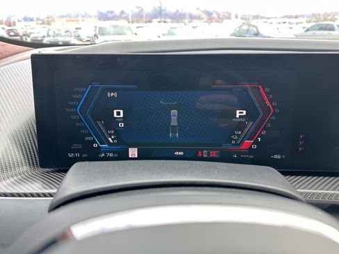 Used 2024 BMW XM Base image 17