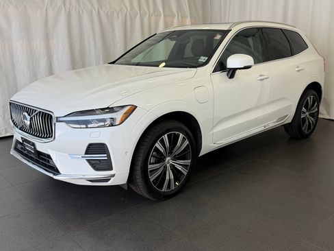 Used 2022 Volvo XC60 T8 Inscription AWD/4WD image 1