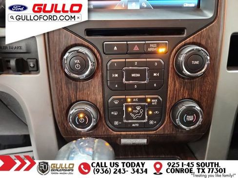 Used 2014 Ford F150 Lariat w/ Equipment Group 502A Luxury image 29