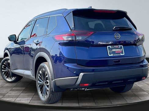 New 2026 Nissan Rogue SV FWD image 4