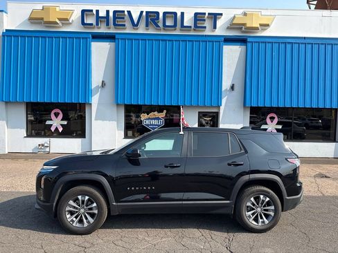 Used 2026 Chevrolet Equinox LT AWD/4WD image 19