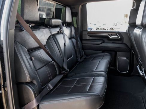 Used 2024 Chevrolet Silverado 3500 High Country w/ High Country Premium Package AWD/4WD image 35