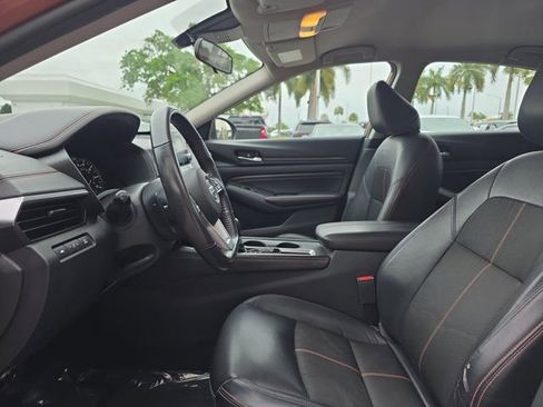 Used 2022 Nissan Altima 2.5 SR FWD image 22