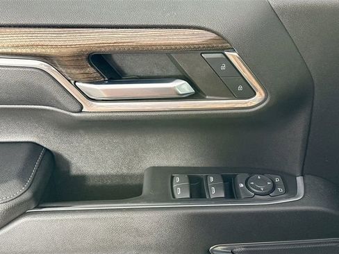 Used 2023 Chevrolet Silverado 1500 LT image 22