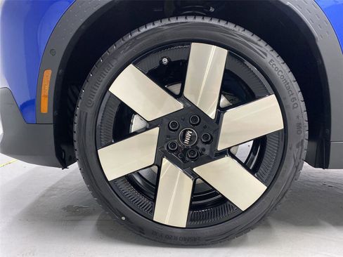 Certified 2025 MINI Cooper Countryman S w/ Comfort Package Max image 23