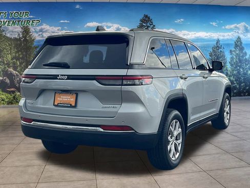 Certified 2022 Jeep Grand Cherokee Limited image 5