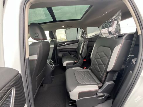 New 2026 Volkswagen Atlas Peak Edition AWD/4WD image 22