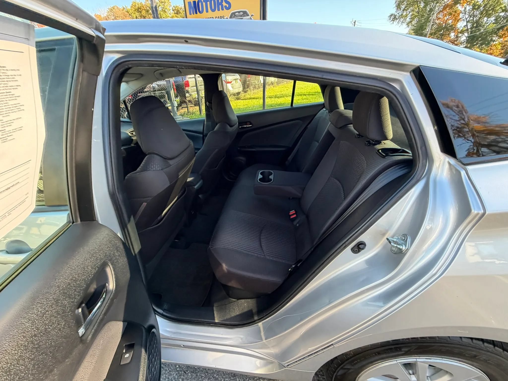 Used 2016 Toyota Prius Two FWD image 19