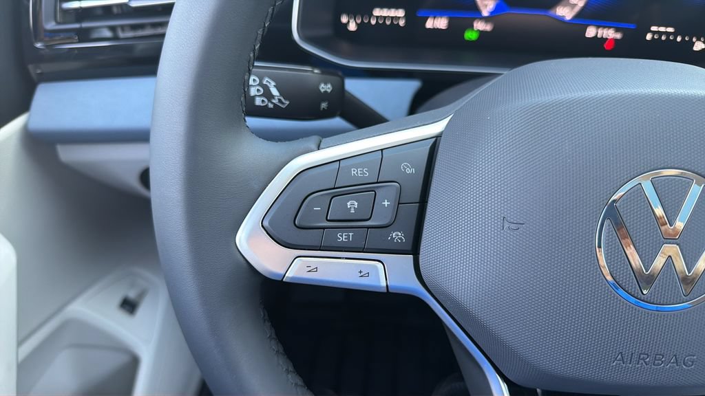 New 2027 Volkswagen Jetta SE FWD image 21