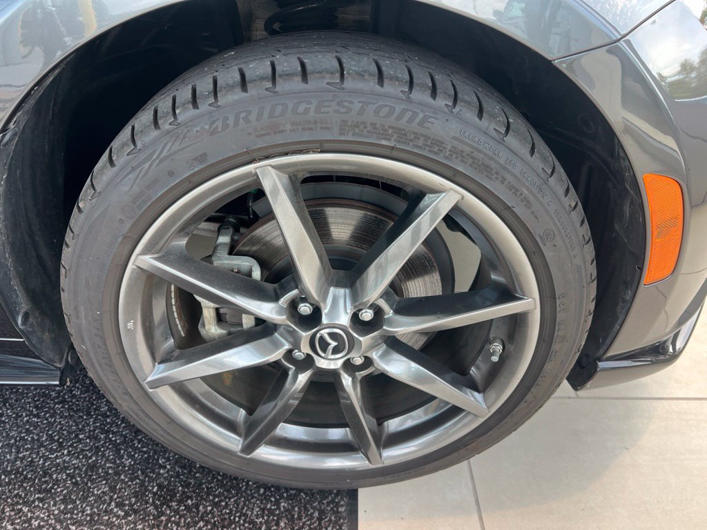 Used 2019 MAZDA MX-5 Miata RF Grand Touring RWD image 5