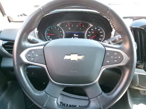 Used 2021 Chevrolet Traverse LT FWD image 22