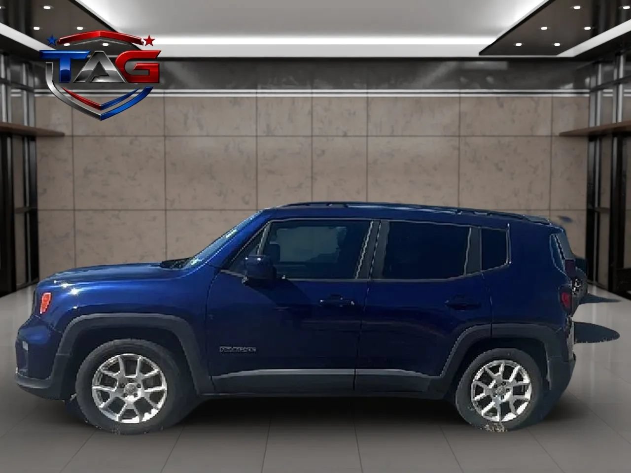 Used 2019 Jeep Renegade Latitude FWD image 2
