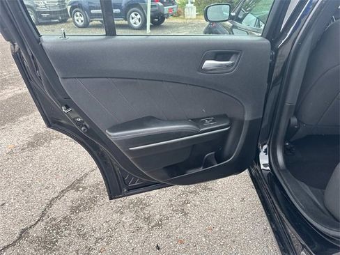 Used 2023 Dodge Charger SXT image 15