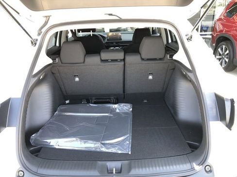 New 2026 Honda HR-V LX image 7