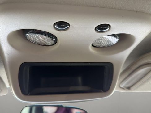 Used 2003 Chevrolet Avalanche 4x4 w/ Suspension Package, Off-Road image 25