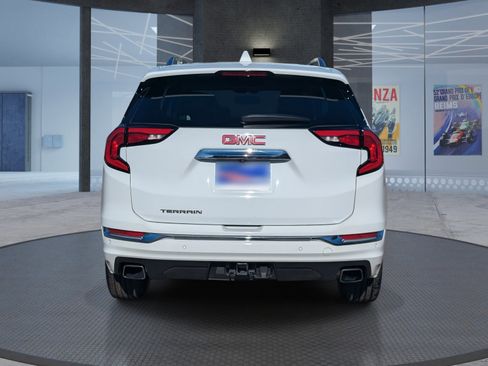 Used 2020 GMC Terrain Denali w/ Denali Premium Package image 5