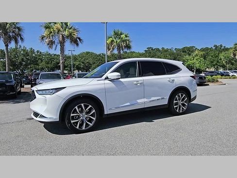 Certified 2023 Acura MDX FWD w/ Technology Package image 17