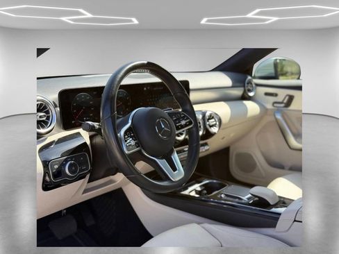 Used 2021 Mercedes-Benz A 220 image 20