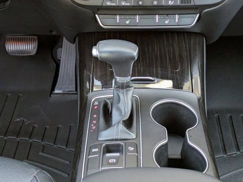 Used 2019 Kia Sorento EX image 17