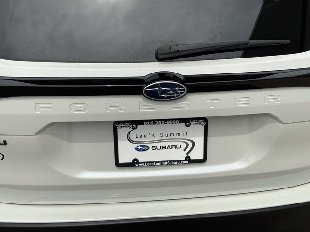 Certified 2025 Subaru Forester Premium AWD/4WD image 4