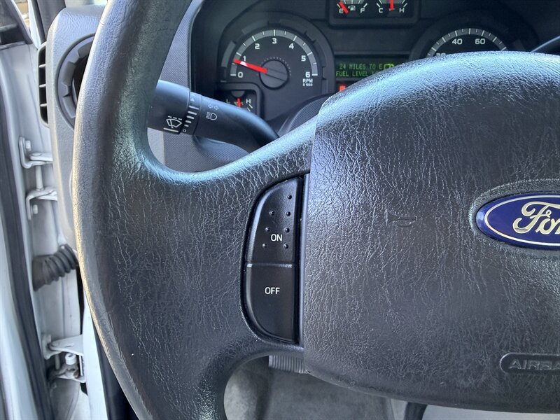 Used 2012 Ford E-350 and Econoline 350 XLT RWD image 12