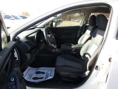 Used 2020 Subaru Crosstrek 2.0i Premium image 16