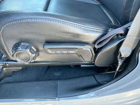 Used 2021 Jeep Wrangler Unlimited Rubicon w/ LED Lighting Group image 12