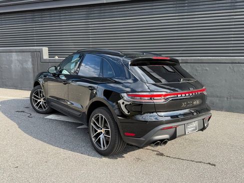Certified 2026 Porsche Macan image 3