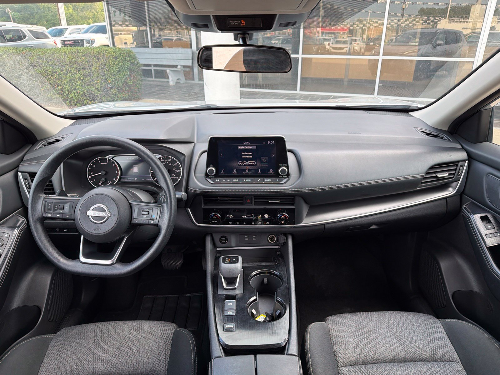 Used 2024 Nissan Rogue SV FWD image 9