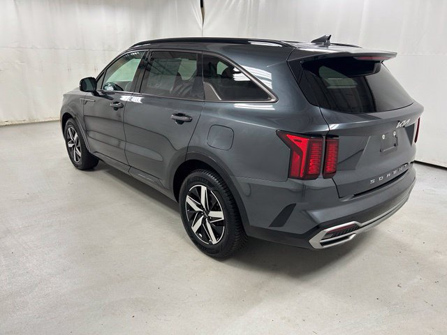 Used 2022 Kia Sorento S FWD image 7