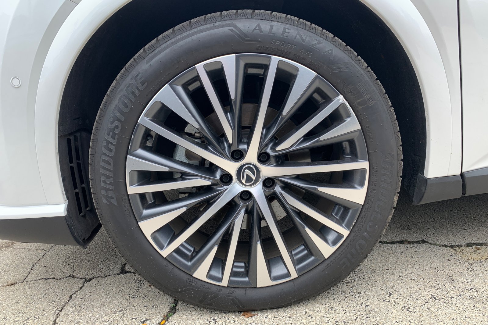 Used 2025 Lexus RX 350h w/ Convenience Package AWD/4WD image 9