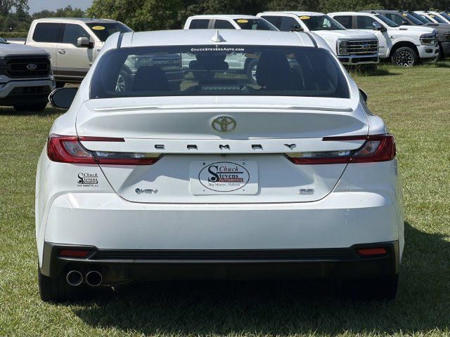Used 2025 Toyota Camry SE FWD image 8