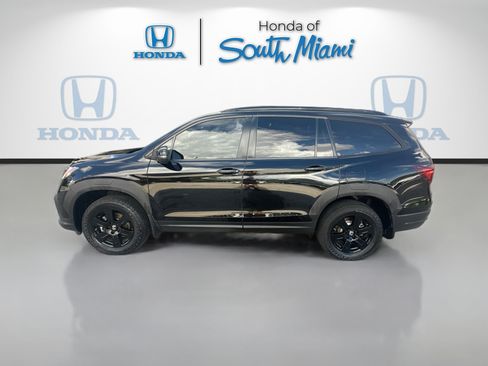 Certified 2022 Honda Pilot TrailSport image 4