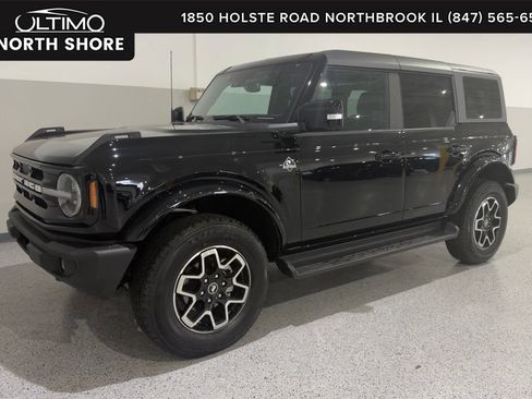 Used 2025 Ford Bronco Outer Banks AWD/4WD image 1