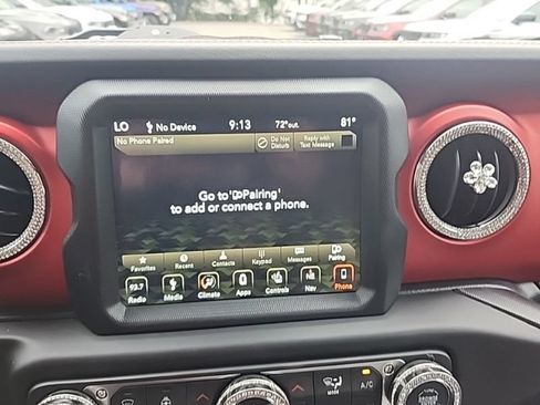 Used 2019 Jeep Wrangler Rubicon AWD/4WD image 9