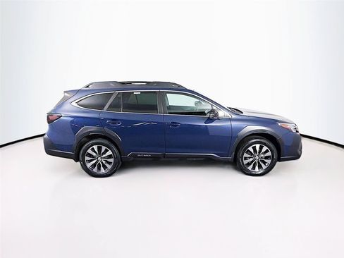 Used 2023 Subaru Outback Limited AWD/4WD image 12