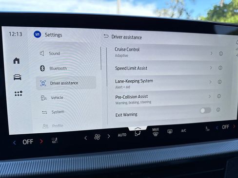 New 2026 Ford Explorer Platinum image 28