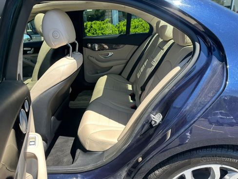 Used 2017 Mercedes-Benz C 300 4MATIC Sedan image 11