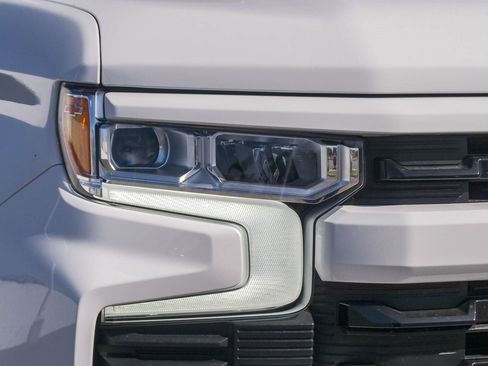 Used 2022 Chevrolet Silverado 1500 RST AWD/4WD image 4