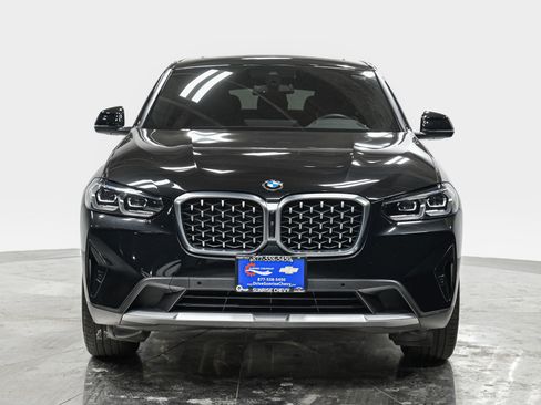 Used 2023 BMW X4 xDrive30i w/ Premium Package image 10
