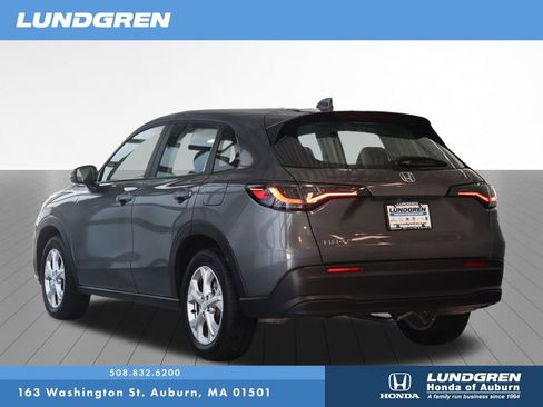 Used 2025 Honda HR-V LX image 4