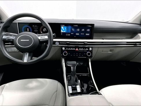 Used 2026 Hyundai Tucson SEL FWD image 18