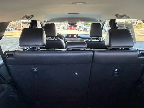 Used 2024 MAZDA CX-90 3.3 Turbo w/ Select Package image 27