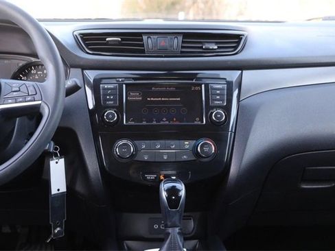 Used 2020 Nissan Rogue Sport S w/ Appearance Package image 21