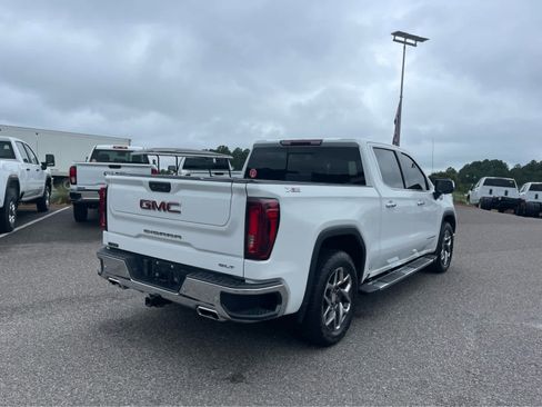 Used 2023 GMC Sierra 1500 SLT w/ SLT Premium Plus Package AWD/4WD image 5