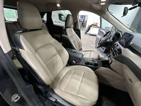 Used 2020 Ford Escape SEL AWD/4WD image 32