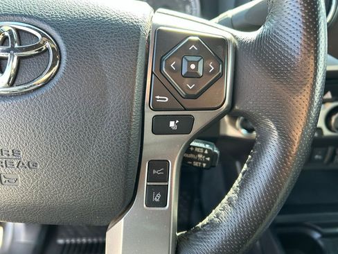 Used 2018 Toyota Tacoma Limited AWD/4WD image 11