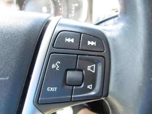 Used 2018 Volvo V60 T5 Dynamic w/ Vision Package image 49